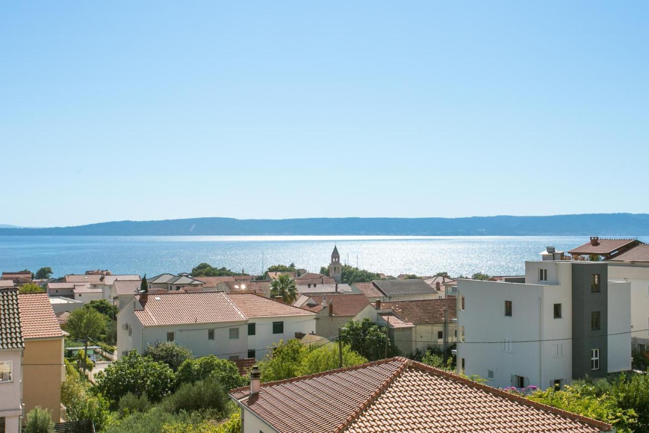 Apartments With A Parking Space Kastel Gomilica, Kastela - 21630 Exterior foto